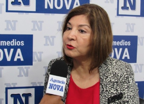 La cónsul general del Perú en La Plata convocó a la participación ciudadana en el referéndum