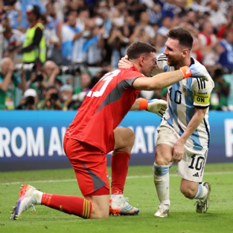 La Argentina de Leo Messi le ganó a Países Bajos por penales y está entre los cuatro mejores del Mundial