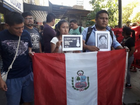 Indulto a Fujimori: Peruanos residentes en Argentina rechazaron el beneficio al exdictador