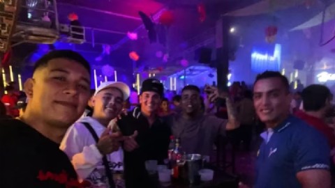 Violencia sin fin en todo el país: guardias de seguridad de una discoteca golpearon salvajemente a jóvenes colombianos