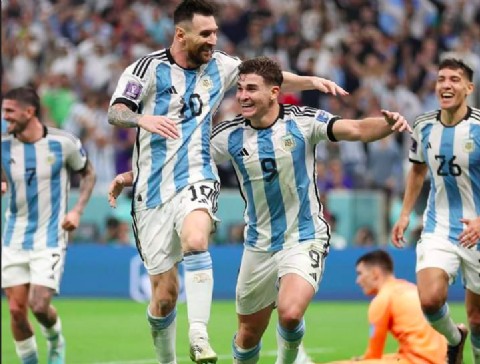 Un día para no olvidar: Argentina clasificó a la final del Mundial de Fútbol de Qatar y el país lo vivió como un sueño
