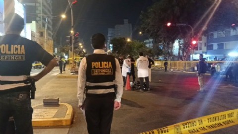 VIDEO | Inseguridad descontrolada: un muerto en un ataque de sicarios a dos cuadras de la casa de José Jerí