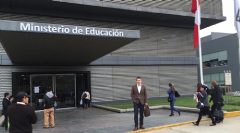 Ministerio de Educación no negociará con dirigencia en huelga