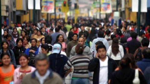 MEF y BCR no aceptan recesión a pesar que la economía cae y se advierte aumento de la pobreza