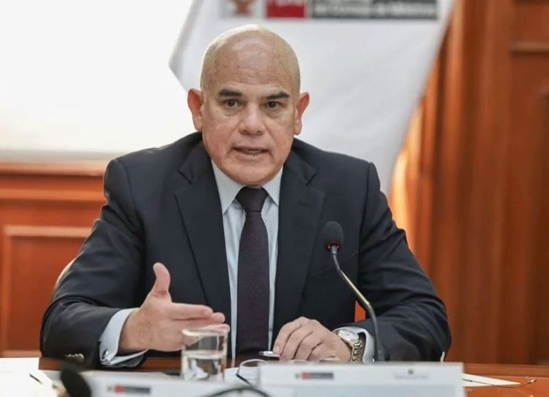 Álvarez respalda a Jerí tras el ‘Chifagate’ y descarta dejar la PCM