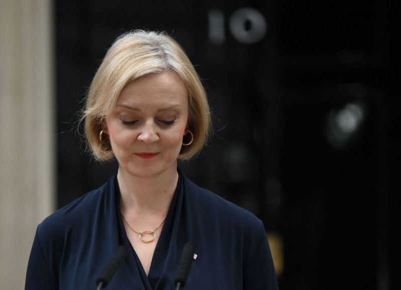Crisis en Reino Unido: renunció la primera ministra británica, Liz Truss