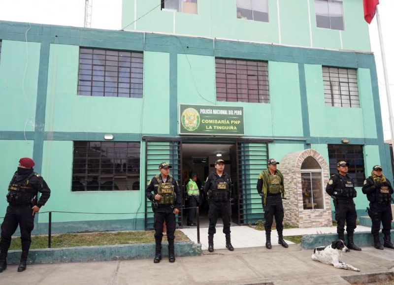 Detuvieron a cinco policías acusados de presunto cohecho en un operativo simultáneo en Ica y Lima