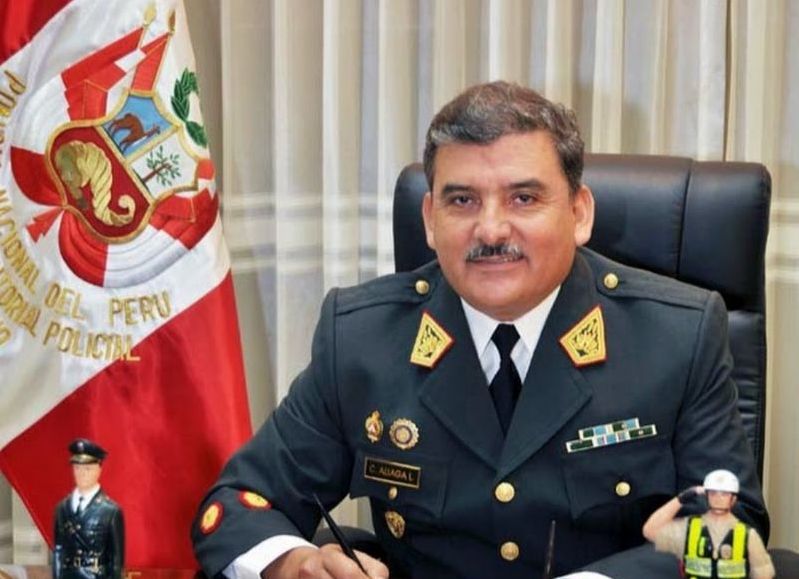 Cluber Fernando Aliaga Lodtmann juramentó en Palacio como titular del Mininter