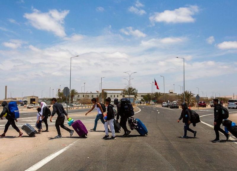 VIDEO | El Gobierno militariza la frontera y restringe derechos mientras abandona a miles de migrantes vulnerables