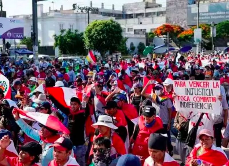 Apagando el incendio con alcohol: Boluarte intenta sin éxito prevenir la Tercera Toma de Lima