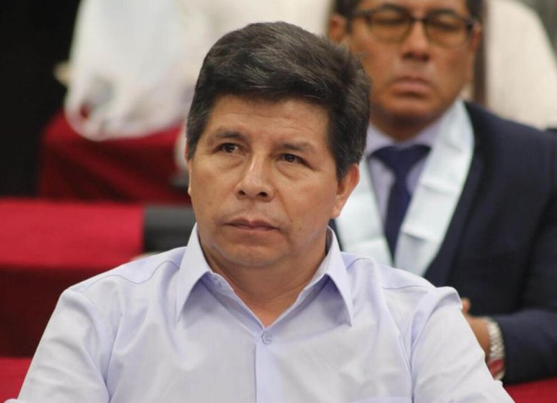 Pedro Castillo ahora denuncia una supuesta conspiración en su contra y apunta al Congreso, fiscales y la Policía