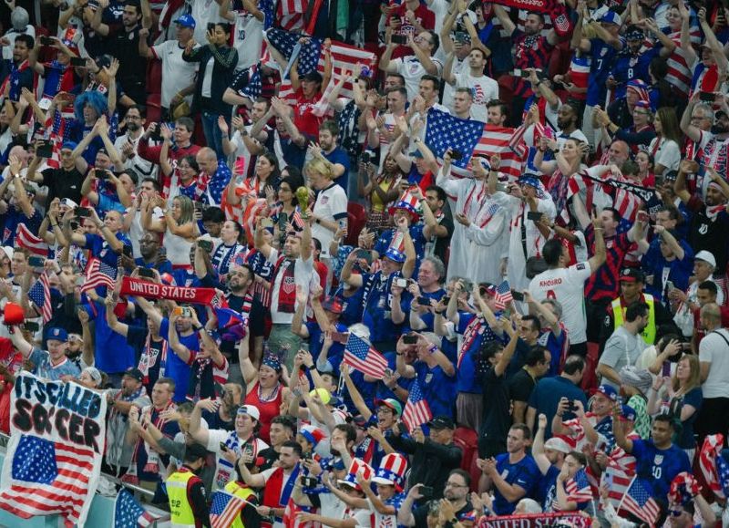 Estados Unidos venció a Irán y pasó a octavos del Mundial